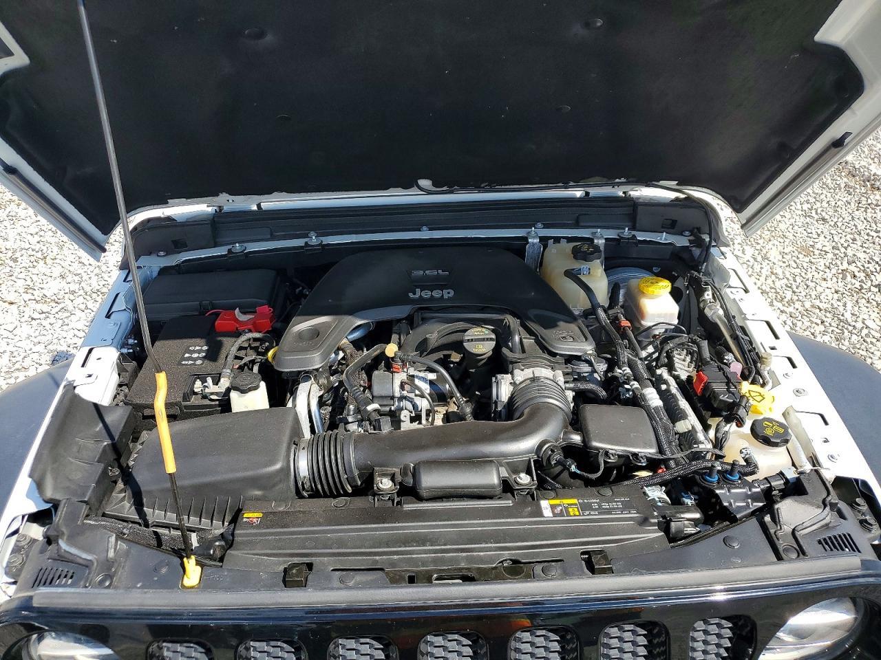 2021 Jeep Wrangler Unlimited Sport - zdjęcie 11