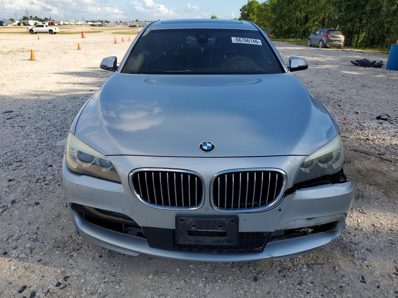 2014 BMW 750 Li - zdjęcie 5