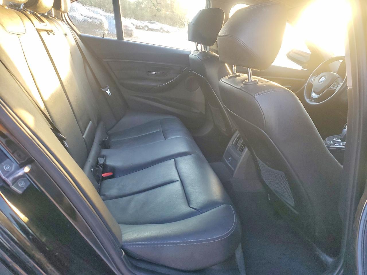 2013 BMW 328 I - zdjęcie 10
