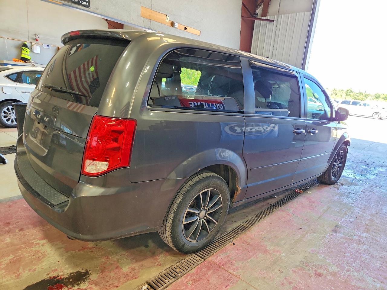 2015 Dodge Grand Caravan Sxt - zdjęcie 3