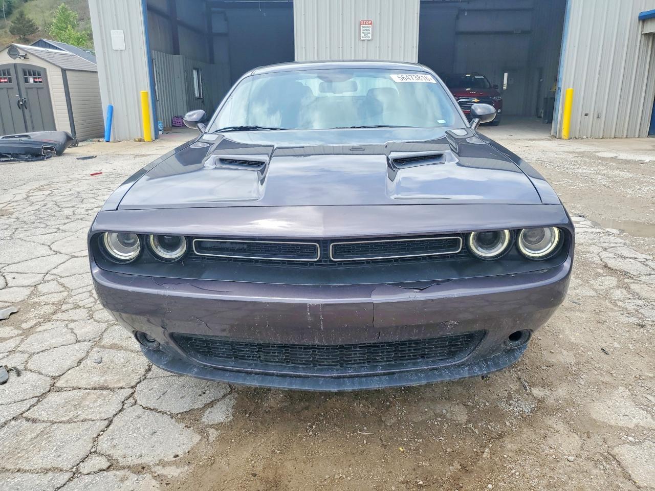 2022 Dodge Challenger Sxt - zdjęcie 5