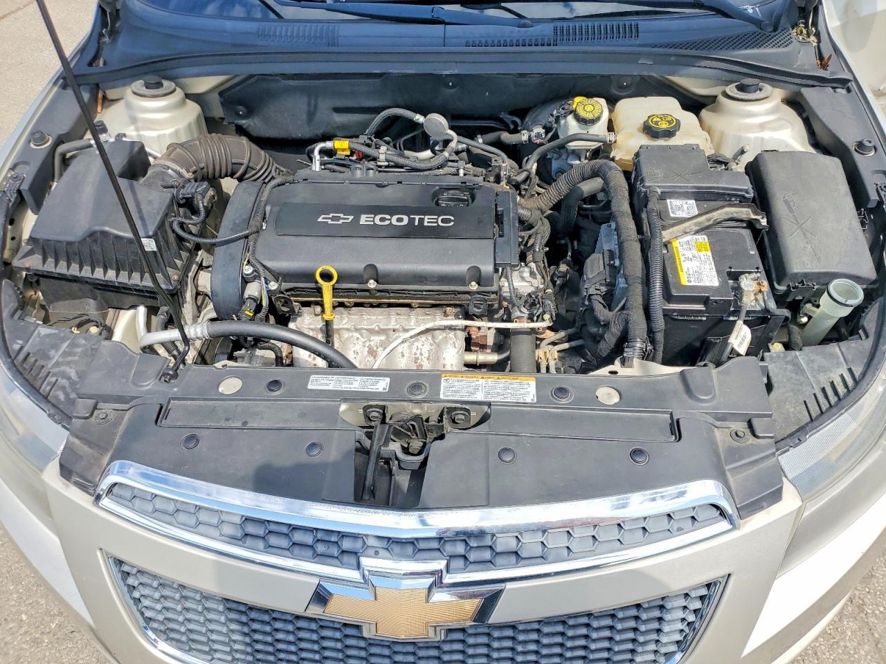 2013 Chevrolet Cruze Ls - zdjęcie 11