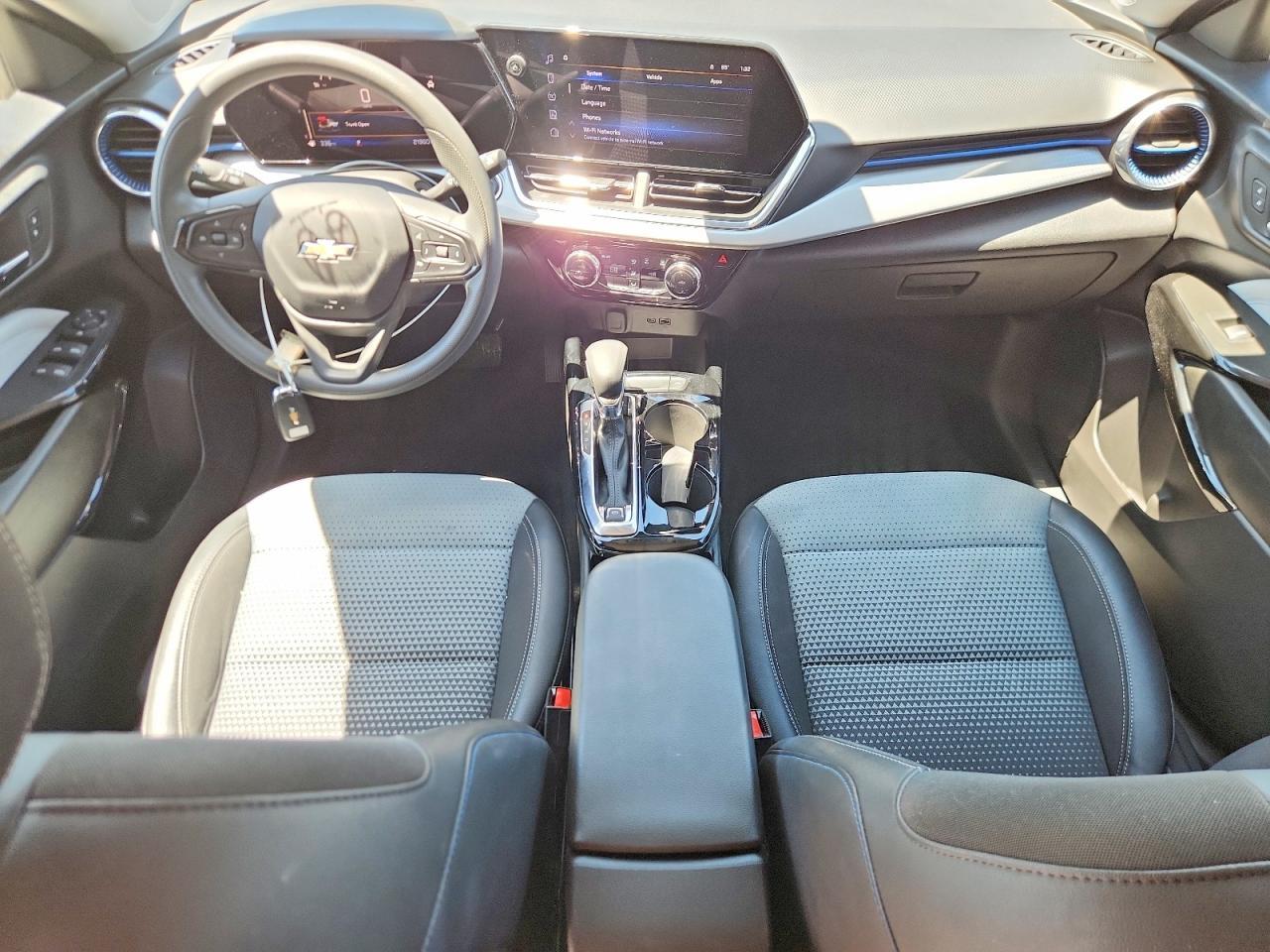 2025 Chevrolet Trax 1Lt - zdjęcie 8