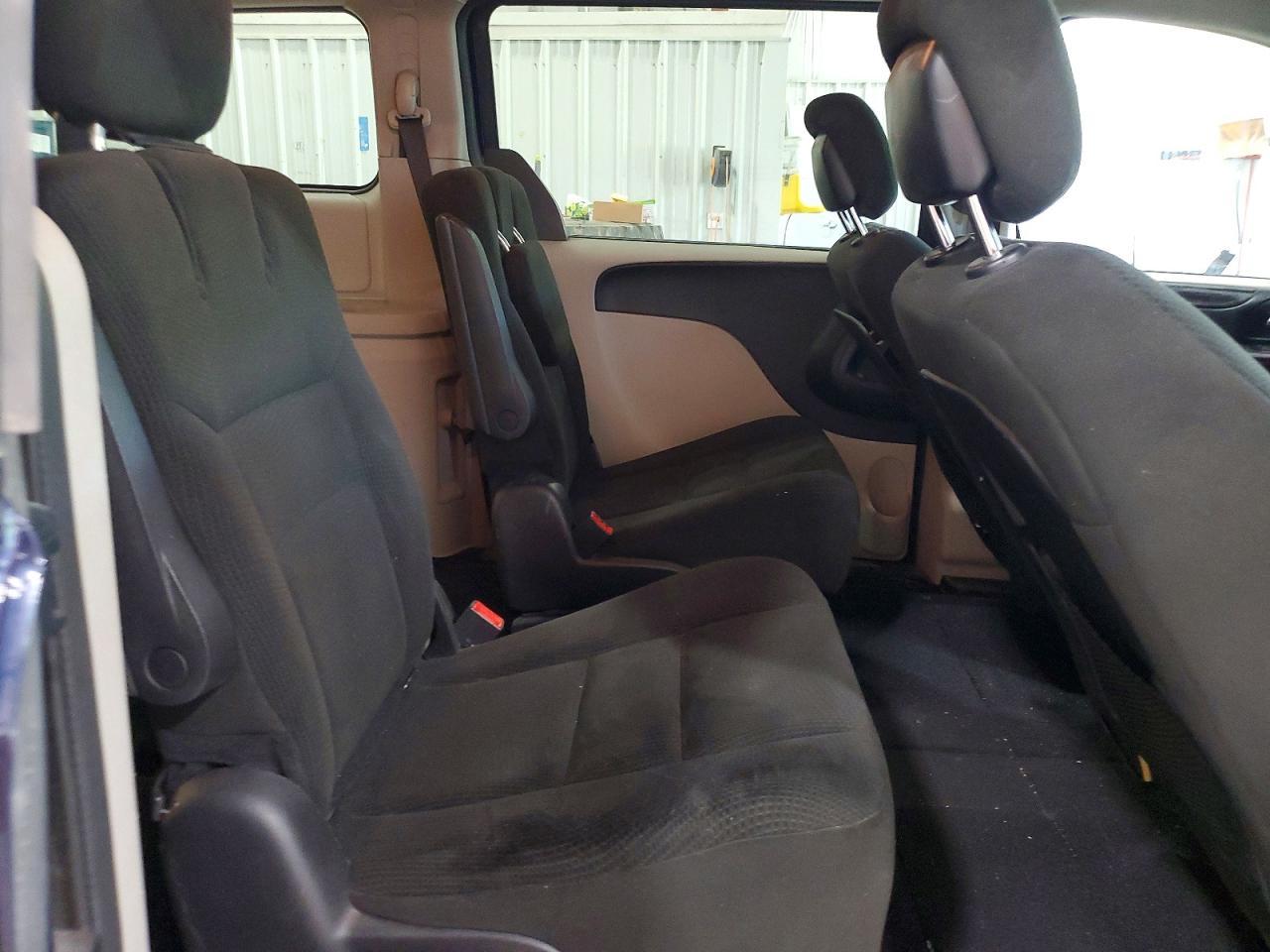 2016 Dodge Grand Caravan Se - zdjęcie 11