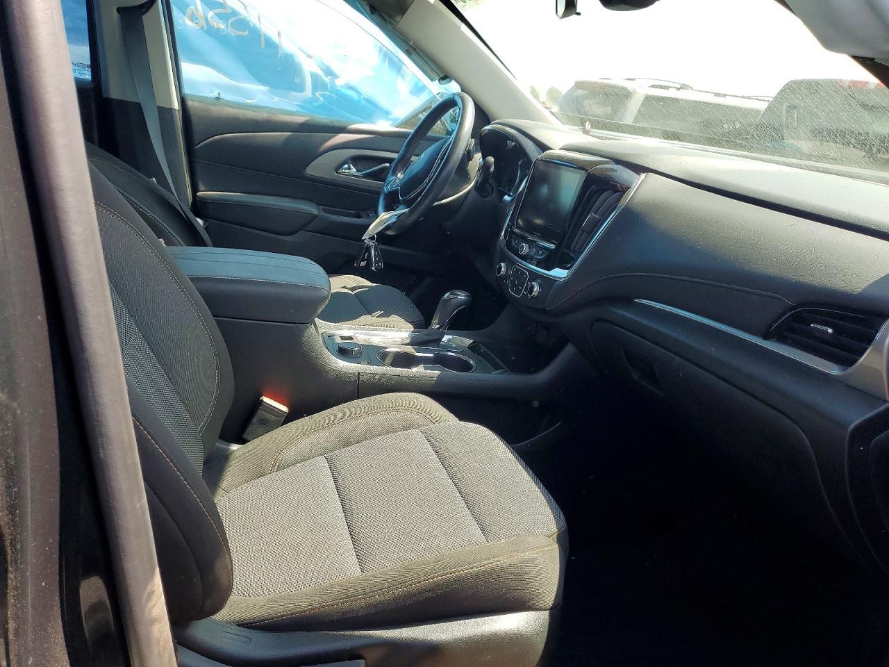 2020 Chevrolet Traverse Lt - zdjęcie 7