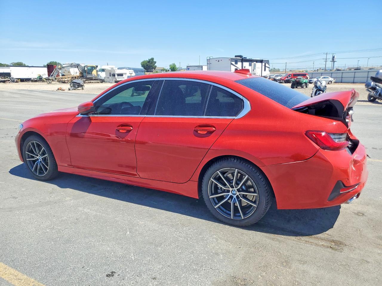 2020 BMW Seria 3 330i - zdjęcie 2