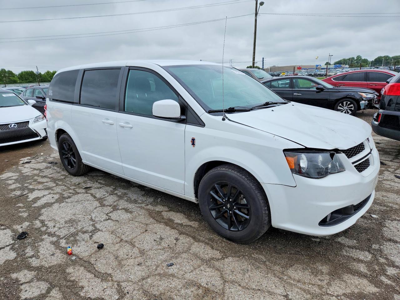 2020 Dodge Grand Caravan Gt - zdjęcie 4