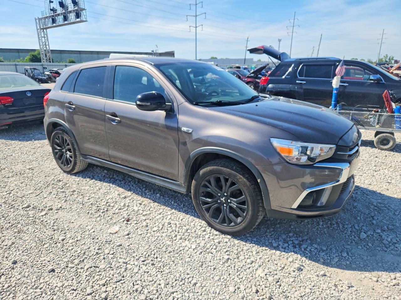 2018 Mitsubishi Outlander Sport Es - zdjęcie 4