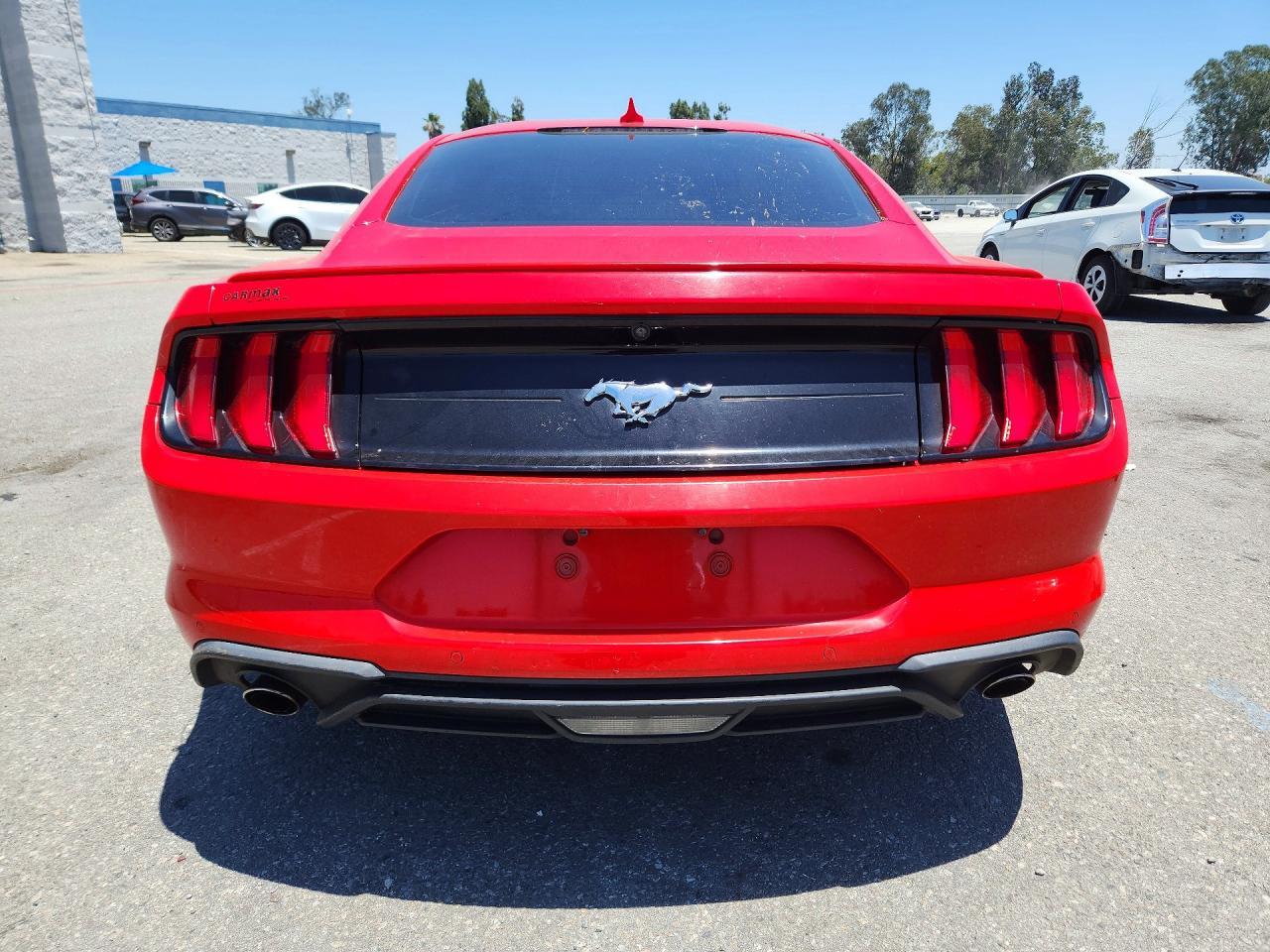 2023 Ford Mustang - zdjęcie 6