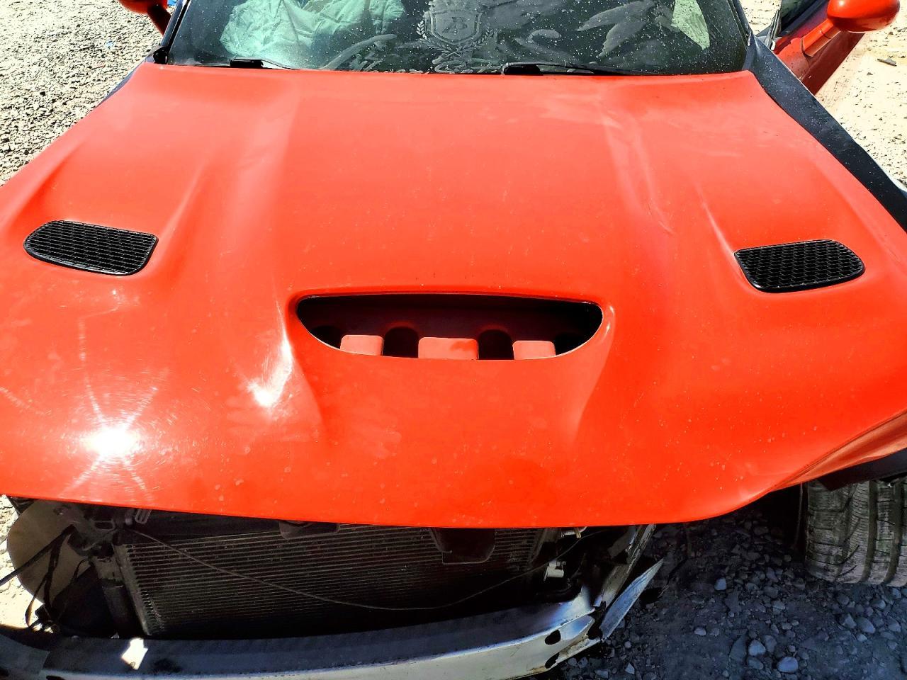 2016 Dodge Challenger R - zdjęcie 11