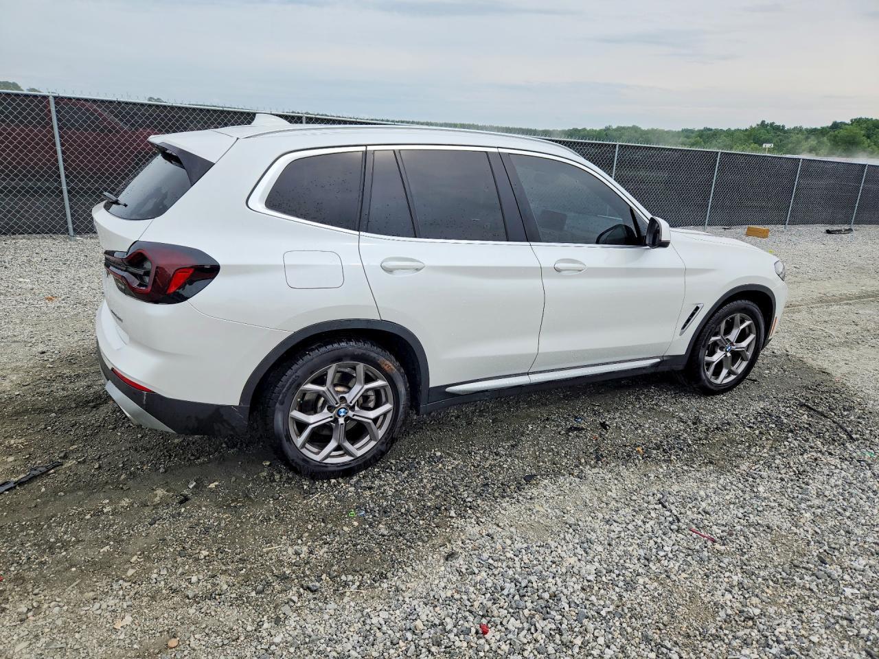 2022 BMW X3 Sdrive30I - zdjęcie 3