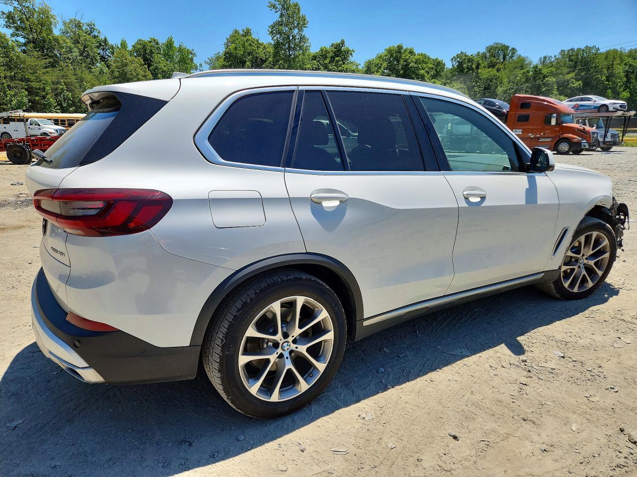 2020 BMW X5 xDrive40I - zdjęcie 3