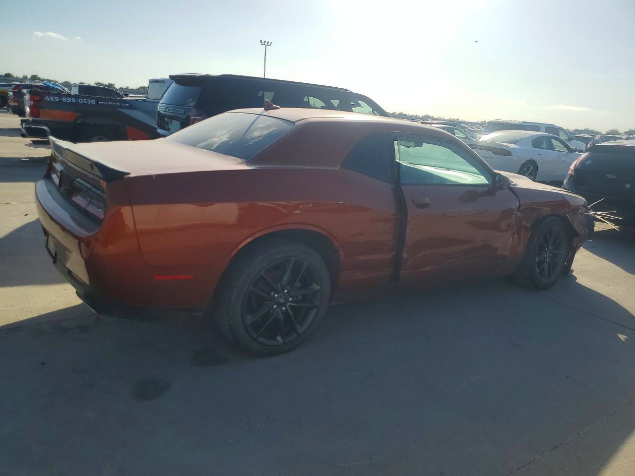 2021 Dodge Challenger Gt - zdjęcie 3