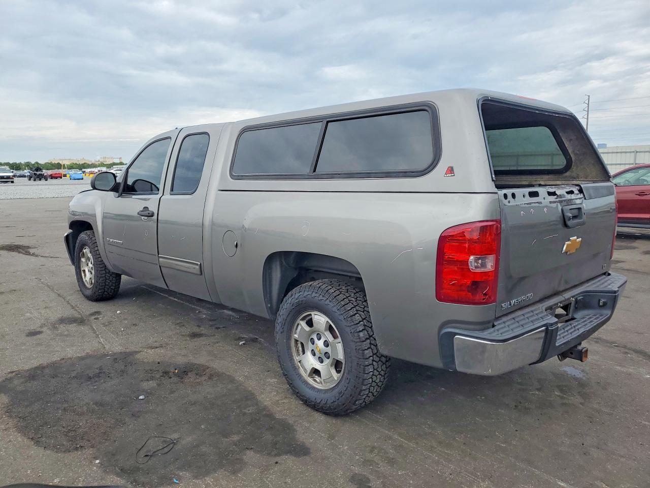 2013 Chevrolet Silverado C1500 Lt - zdjęcie 2