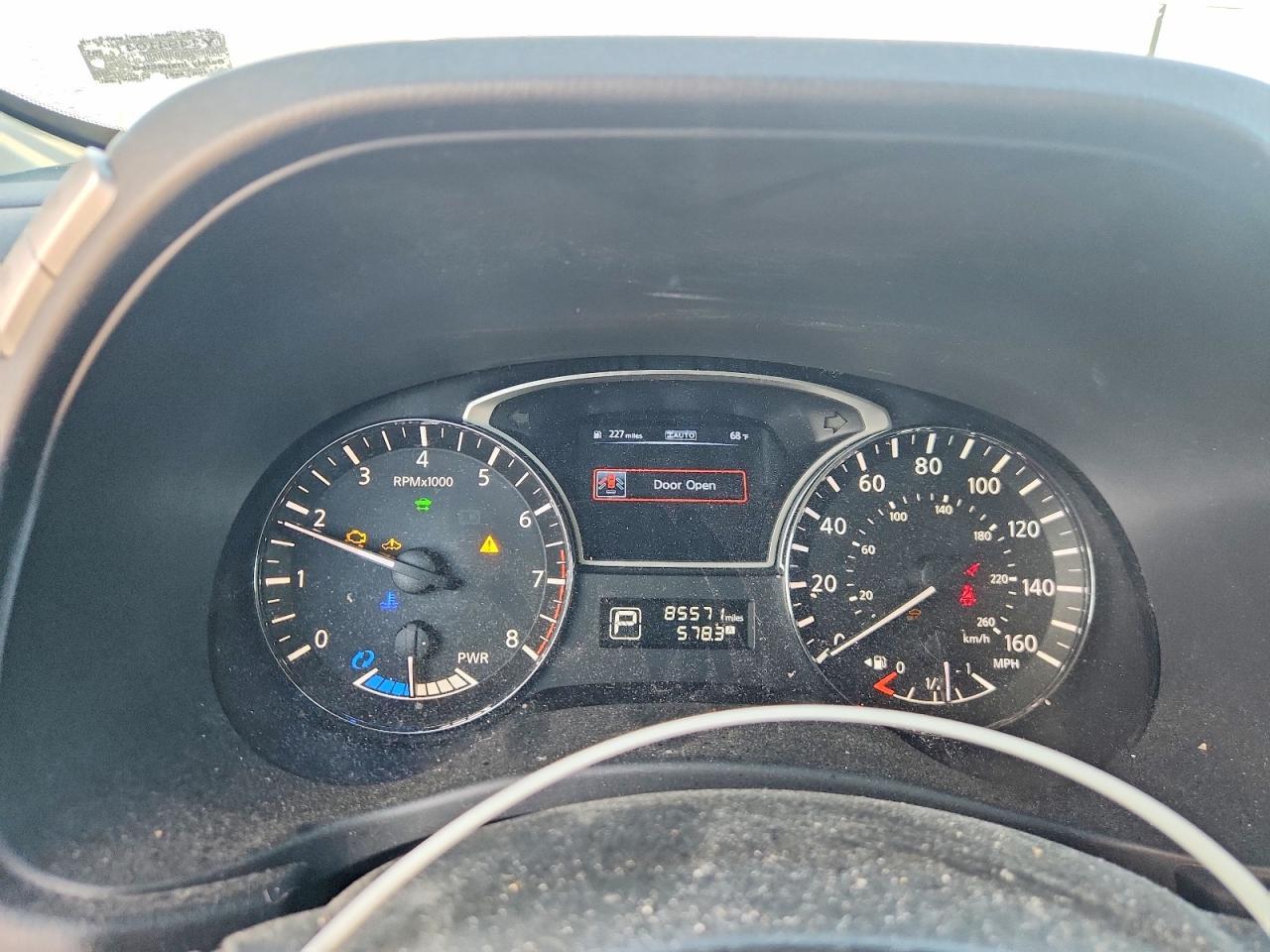 2014 Nissan Pathfinder Hybrid Sv - zdjęcie 9