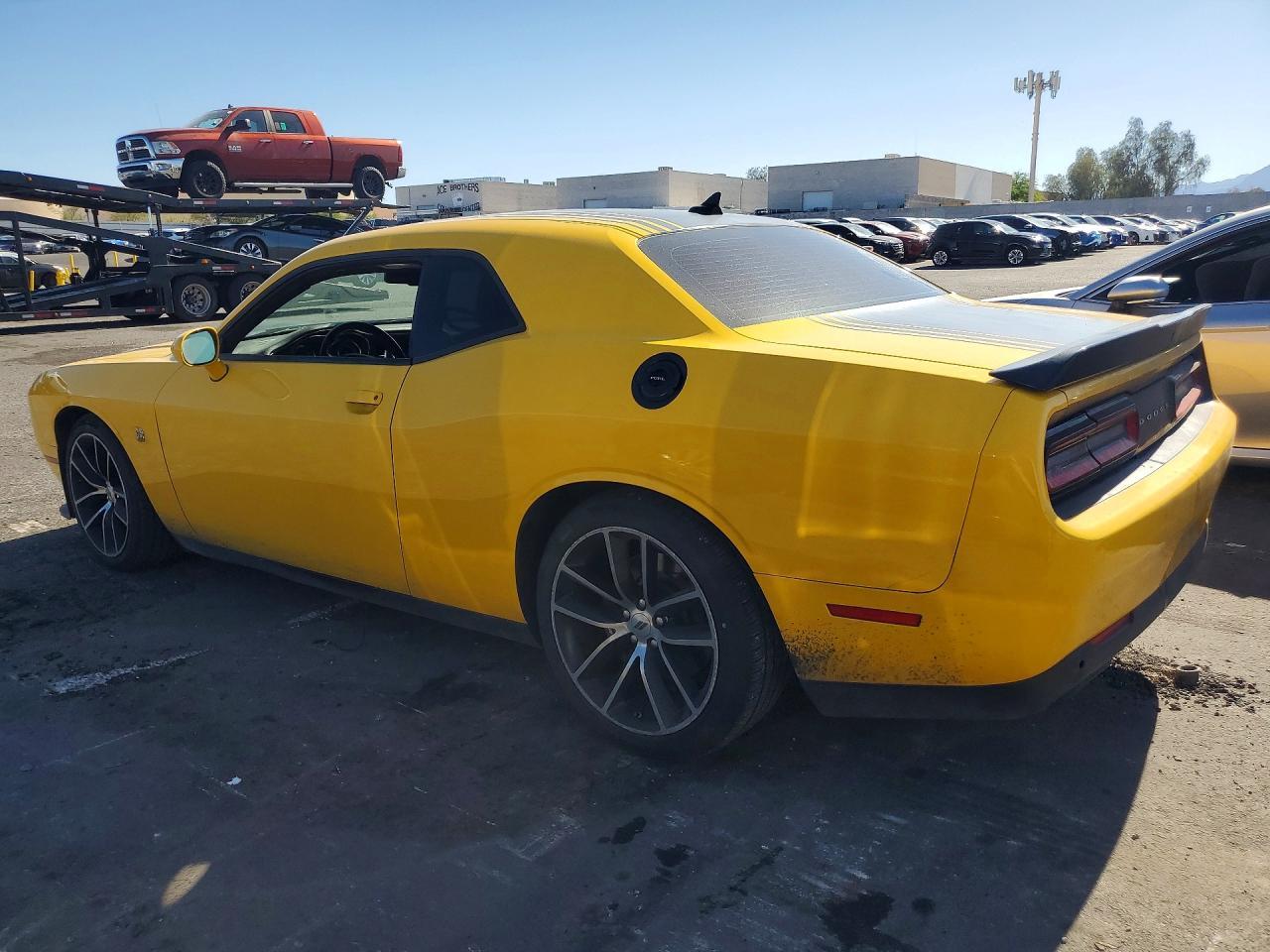 Dodge Challenger - zdjęcie 2