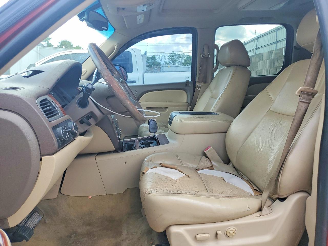 2014 Chevrolet Suburban K1500 Ltz - zdjęcie 7