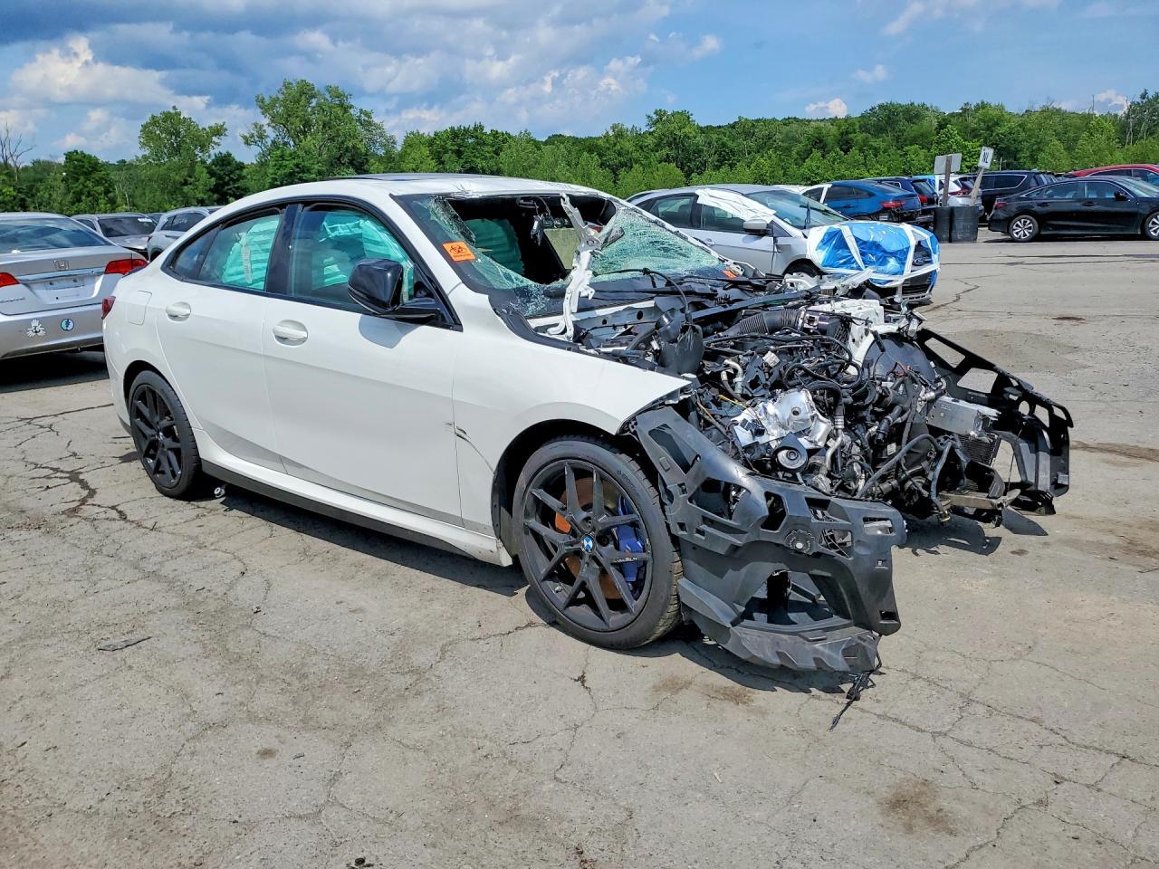 2020 BMW M235Xi - zdjęcie 4