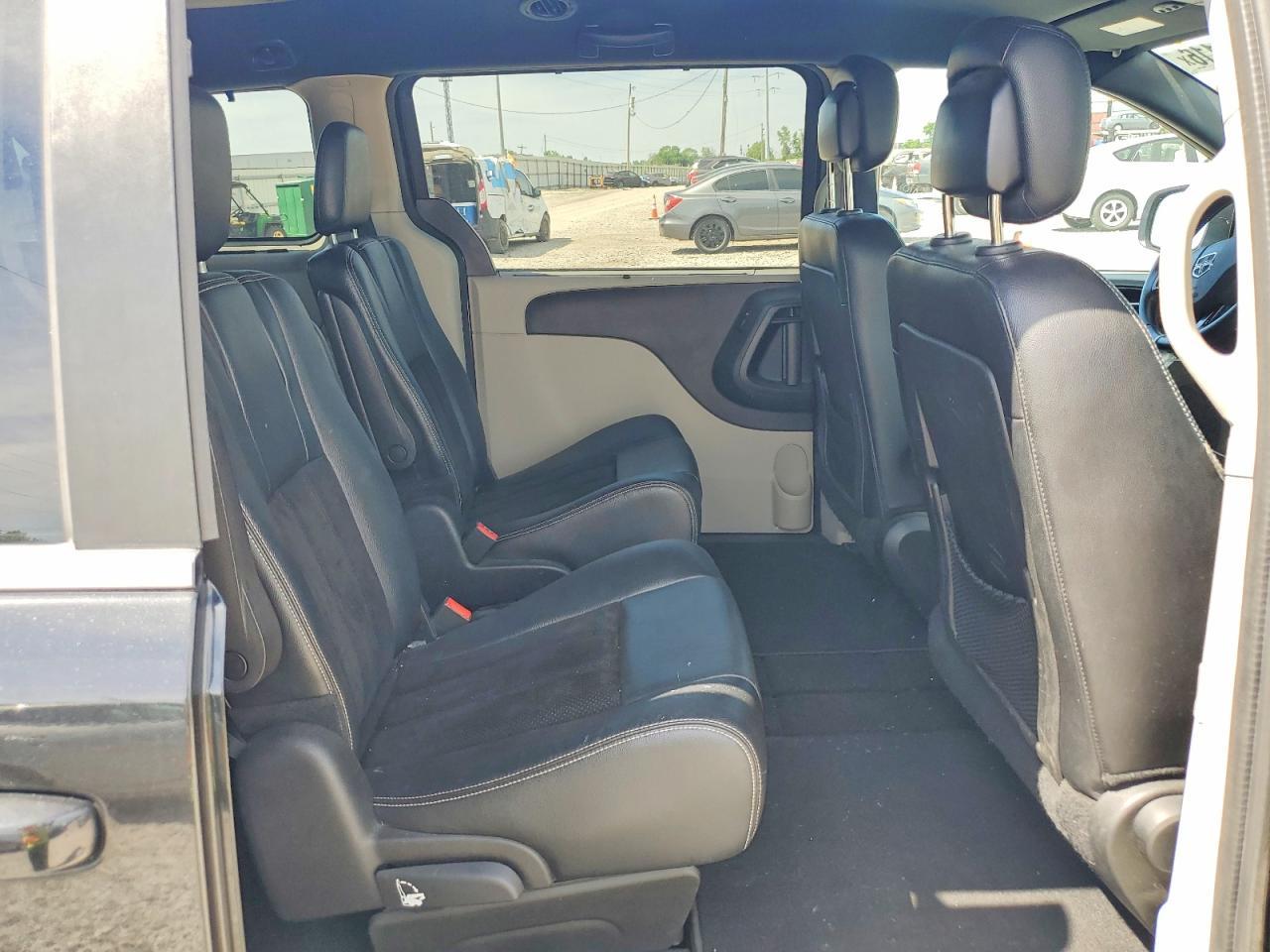 2015 Dodge Grand Caravan Sxt - zdjęcie 11