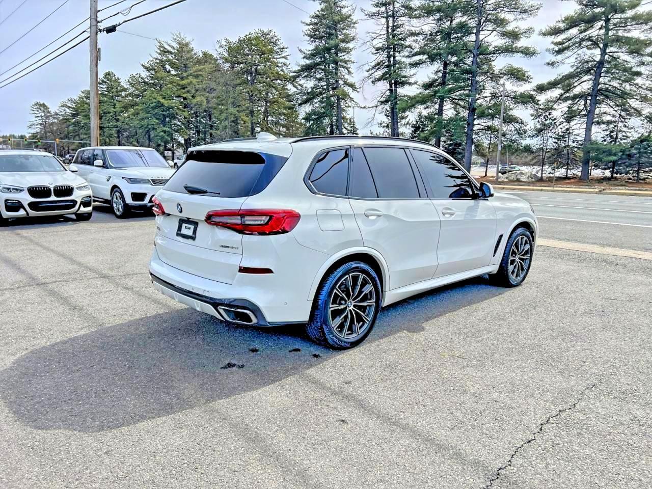 2020 BMW X5 xDrive40I - zdjęcie 4