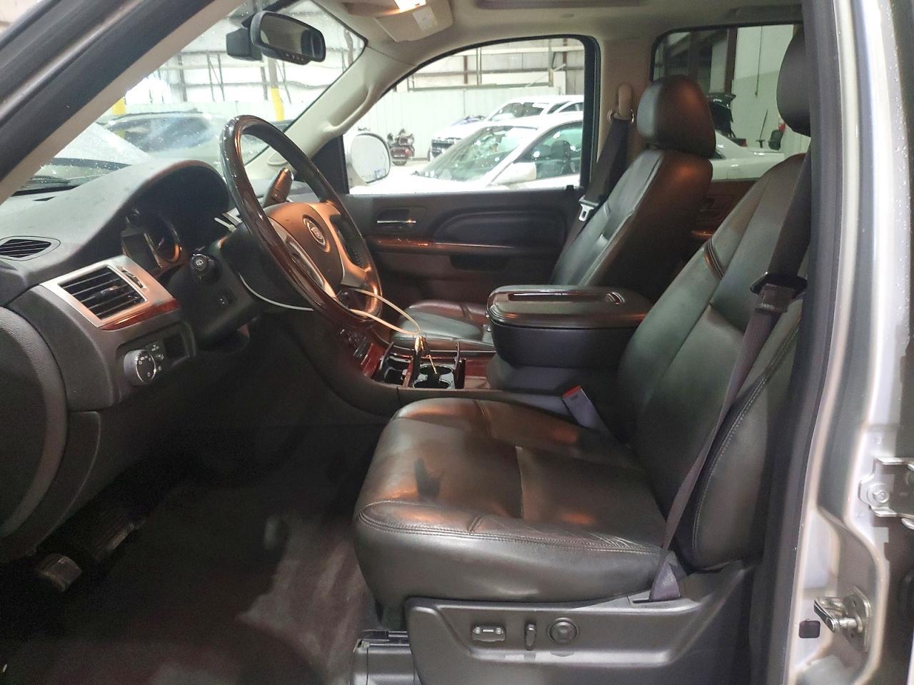 2013 Cadillac Escalade Esv Luxury - zdjęcie 7