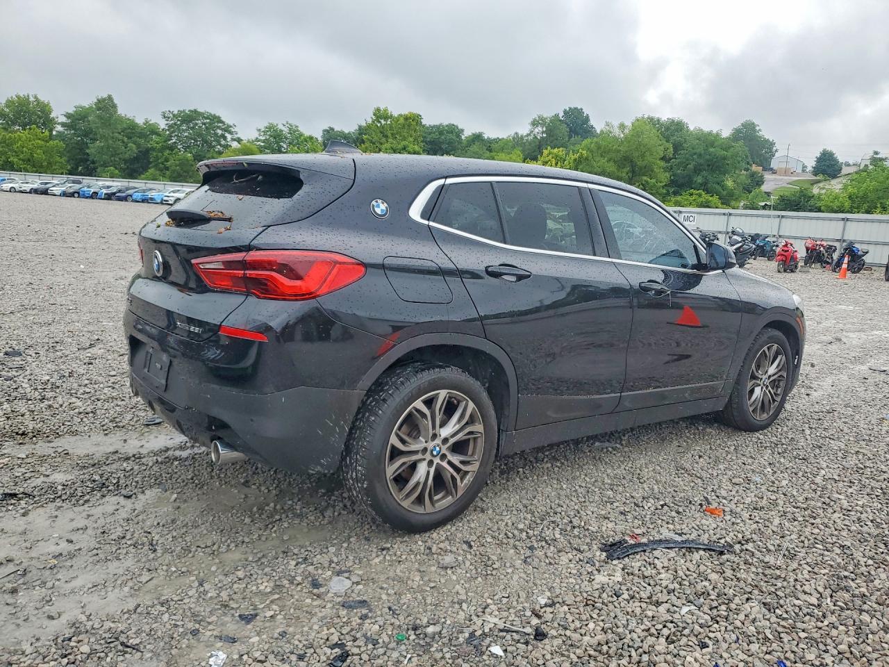 2020 BMW X2 xDrive28I - zdjęcie 3