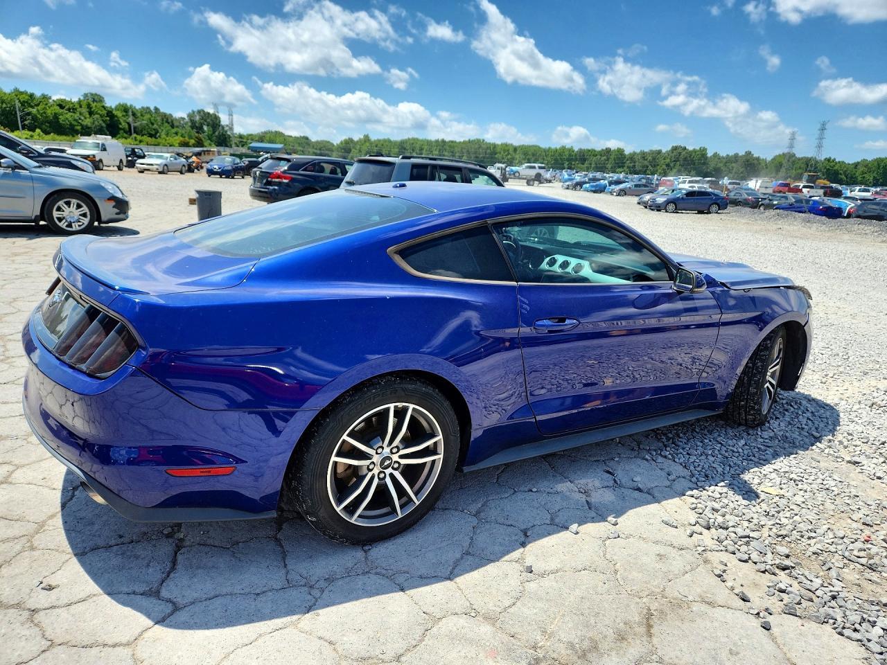 2016 Ford Mustang - zdjęcie 3