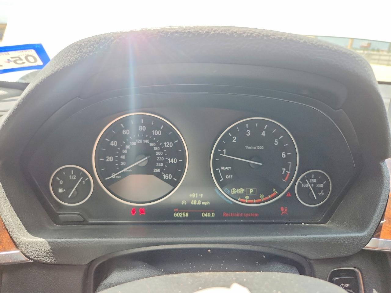 2015 BMW 320 I - zdjęcie 9