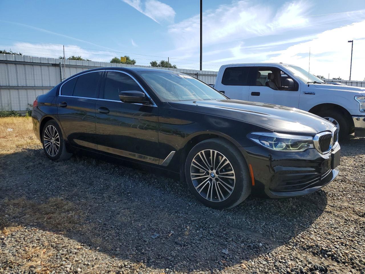 2020 BMW 530E - zdjęcie 4