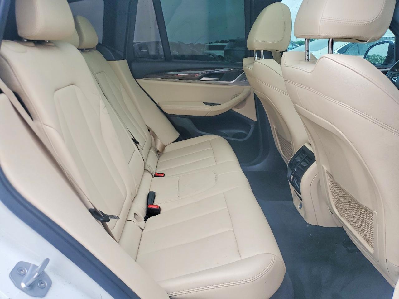 2018 BMW X3 xDrive30I - zdjęcie 10