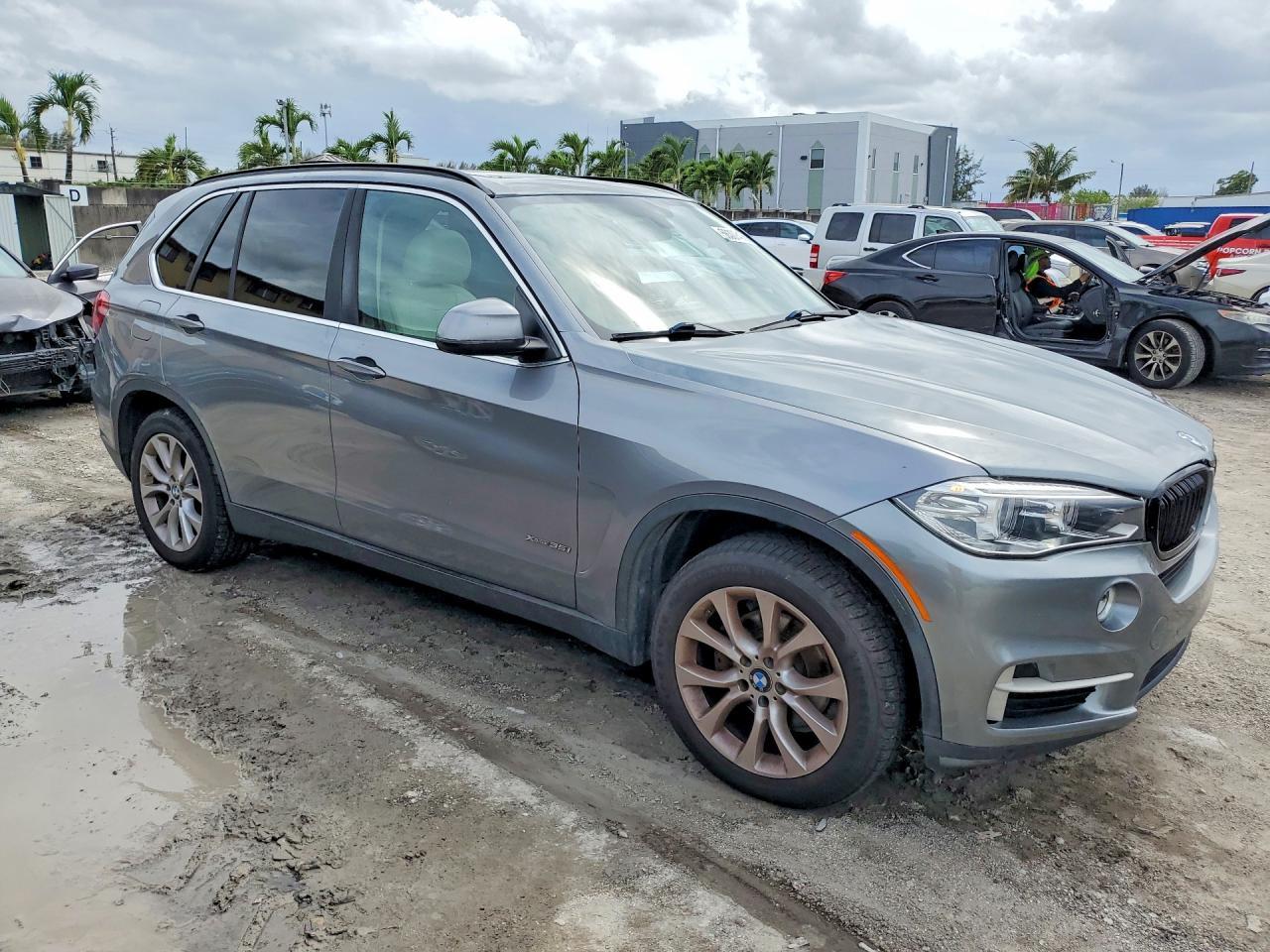 2016 BMW X5 xDrive35I - zdjęcie 4
