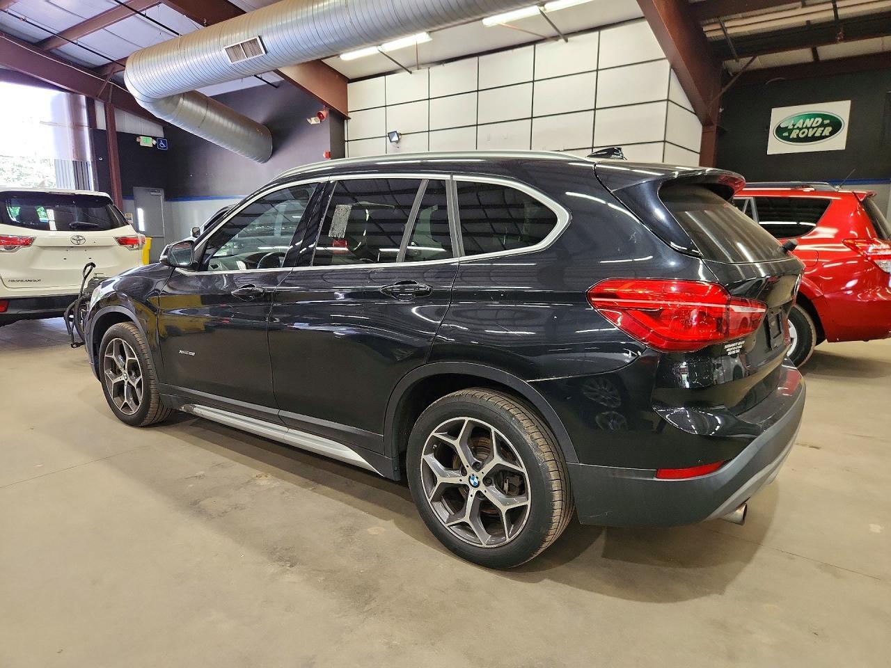 2018 BMW X1 xDrive28I - zdjęcie 2