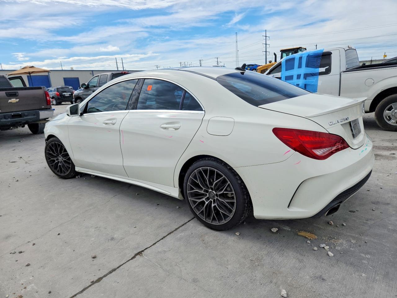 2014 Mercedes-Benz Cla 250 4Matic - zdjęcie 2