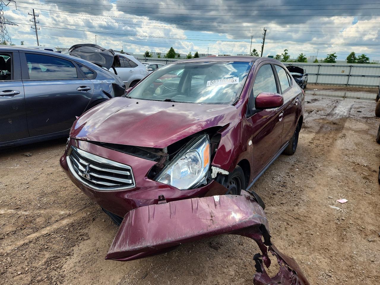 2019 Mitsubishi Mirage - zdjęcie główne