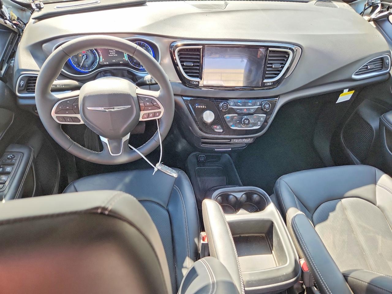 2025 Chrysler Voyager Lx - zdjęcie 8