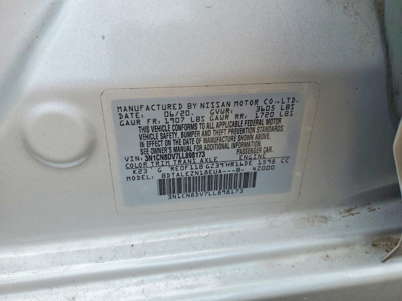2020 Nissan Versa S - zdjęcie 12