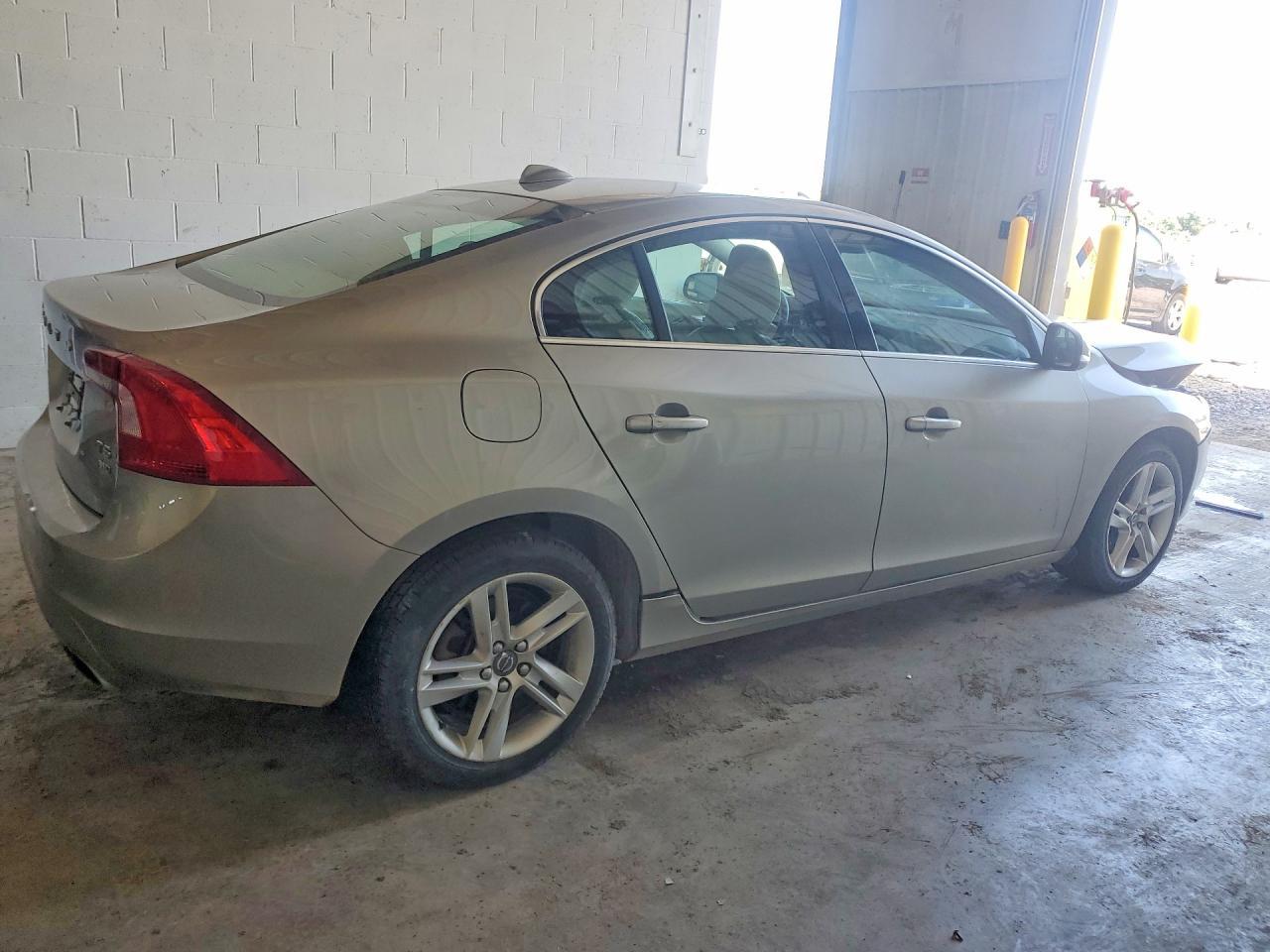 2015 Volvo S60 Premier - zdjęcie 3