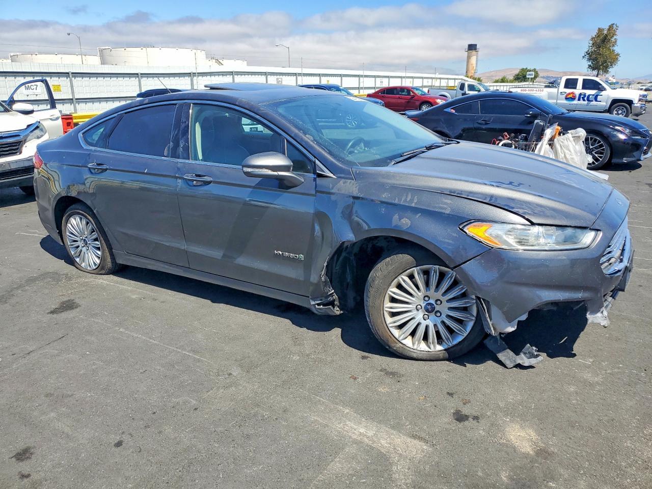 2015 Ford Fusion Titanium Phev - zdjęcie 4
