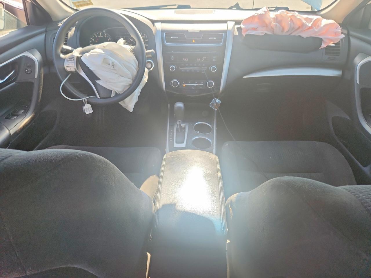 2015 Nissan Altima - zdjęcie 8