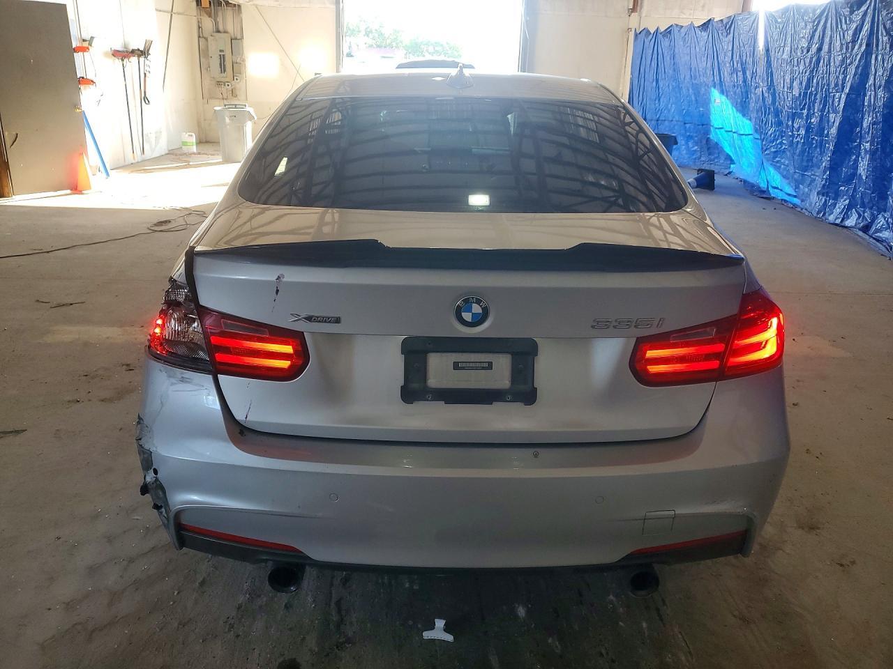 2013 BMW 335 Xi - zdjęcie 6