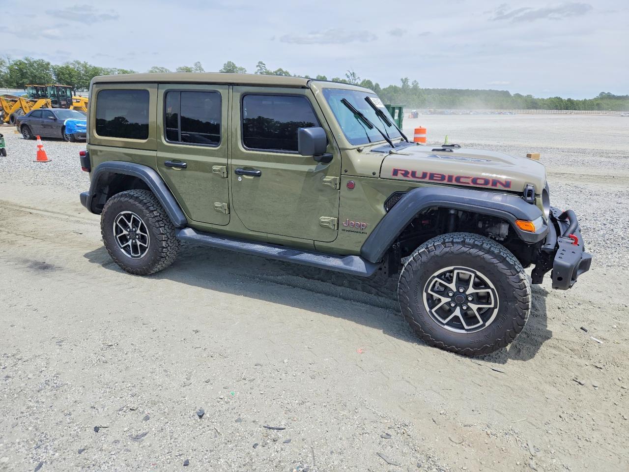 2021 Jeep Wrangler Unlimited Rubicon - zdjęcie 4