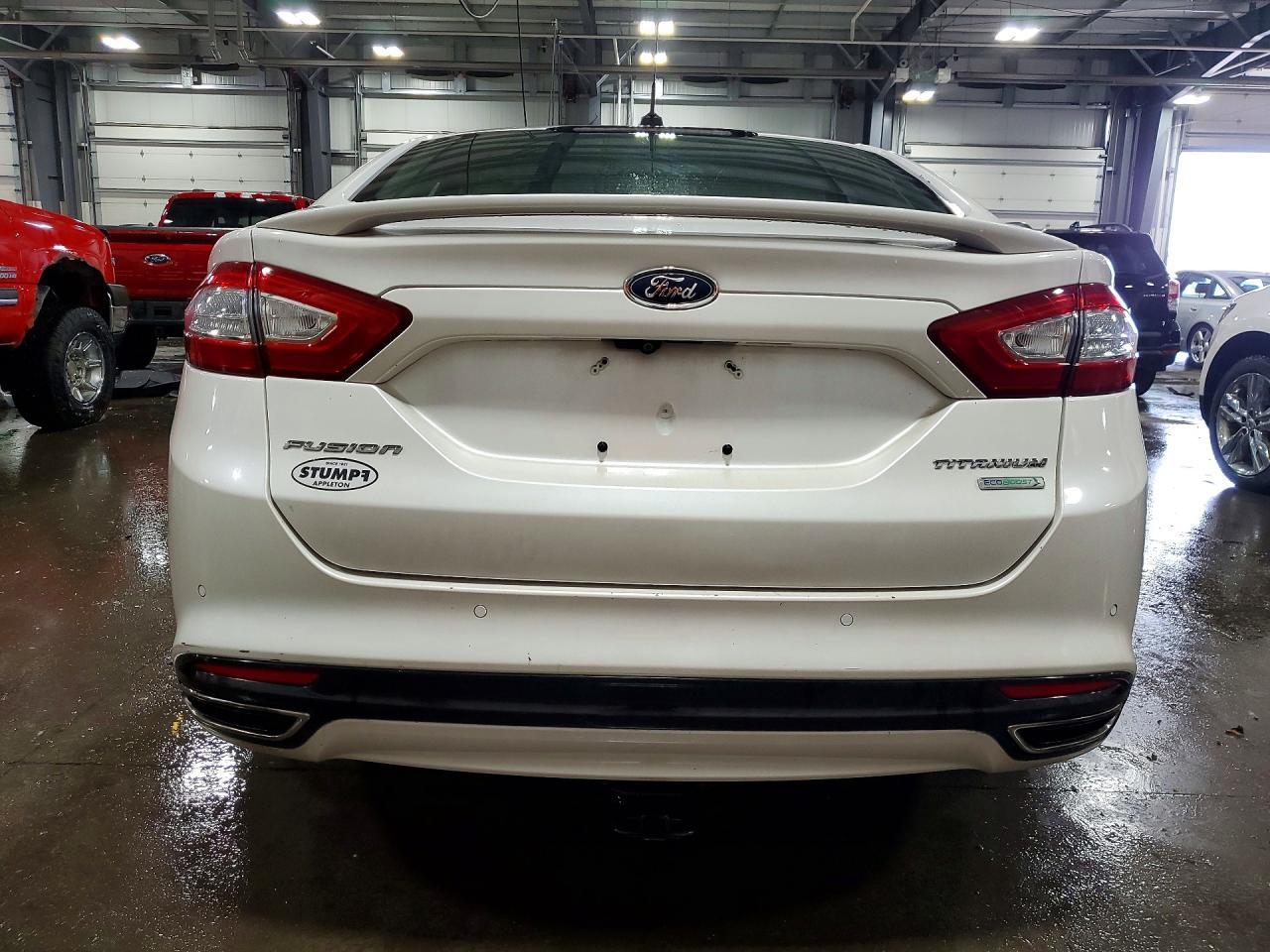 2016 Ford Fusion Titanium - zdjęcie 6