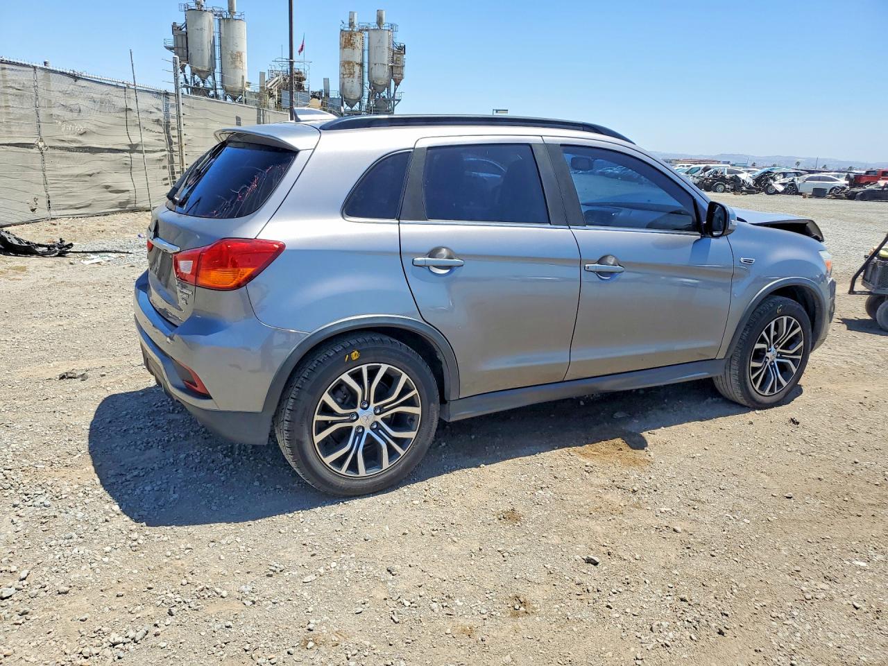 2018 Mitsubishi Outlander Sport Sel - zdjęcie 3