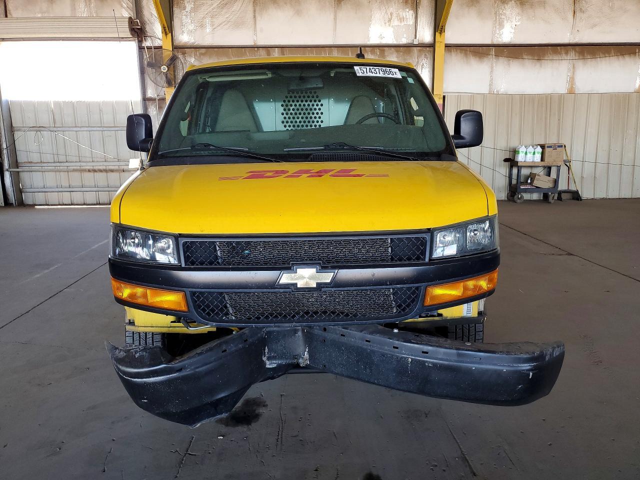 2021 Chevrolet Express G2500 - zdjęcie 5