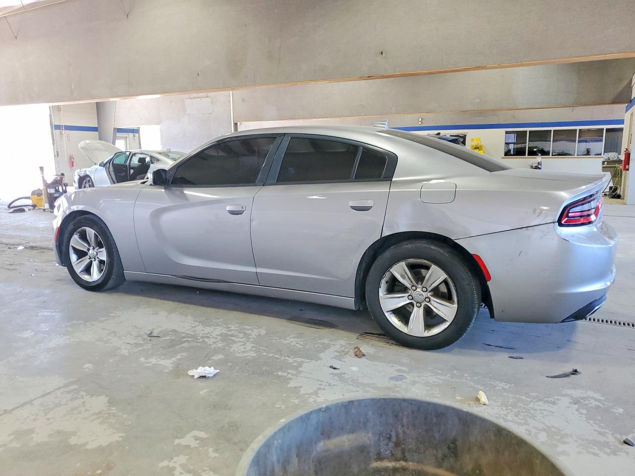 2016 Dodge Charger Sxt - zdjęcie 2