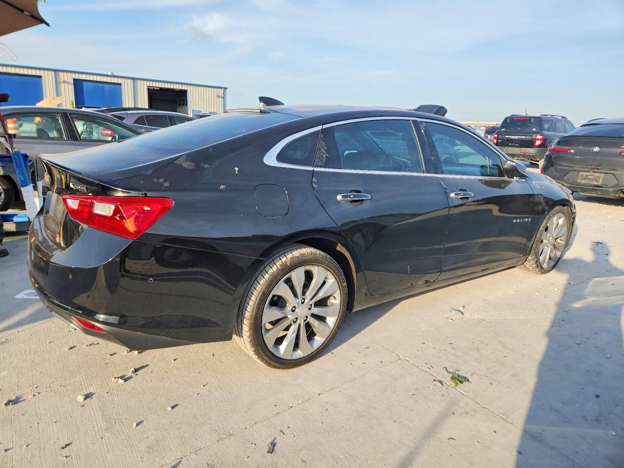 2017 Chevrolet Malibu Premier - zdjęcie 3