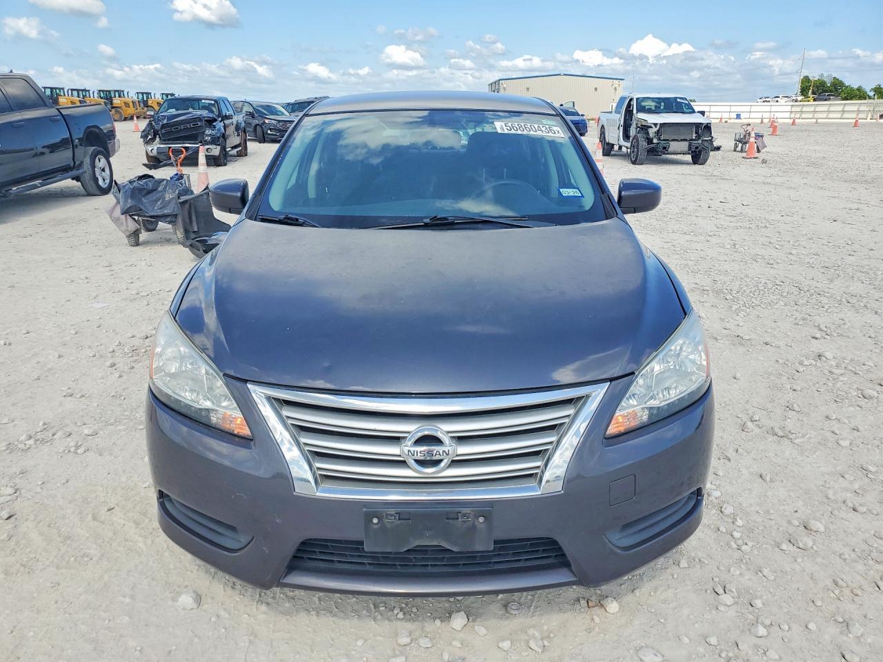 2014 Nissan Sentra S - zdjęcie 5