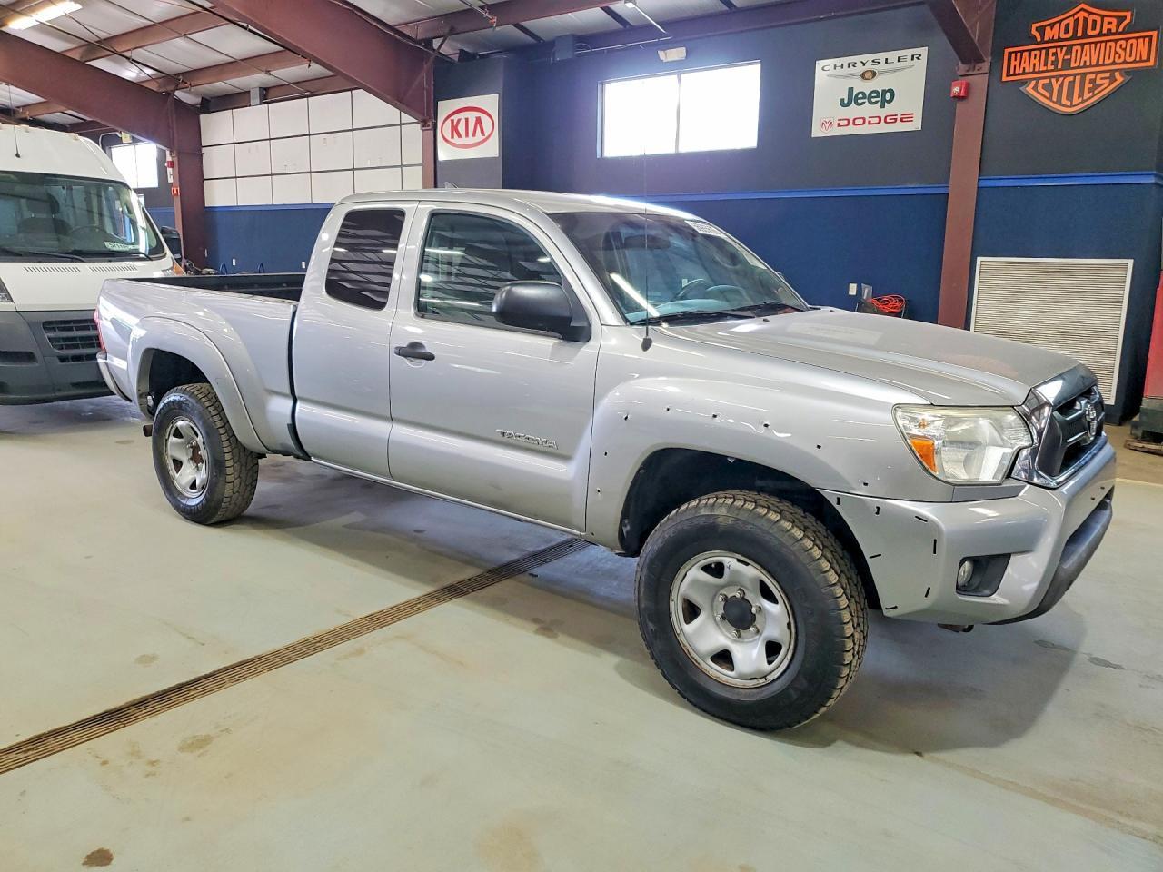 2014 Toyota Tacoma V6 - zdjęcie 4