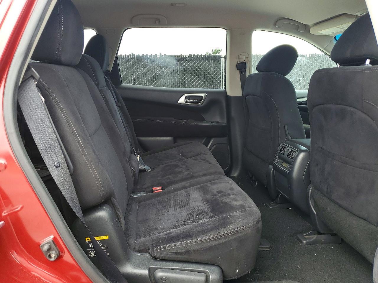 2014 Nissan Pathfinder S - zdjęcie 11