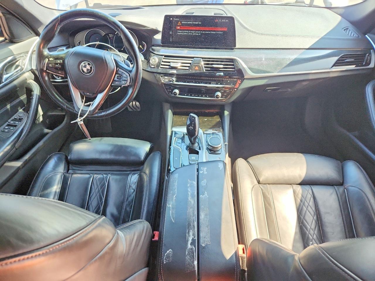2017 BMW Seria 5 540i - zdjęcie 8